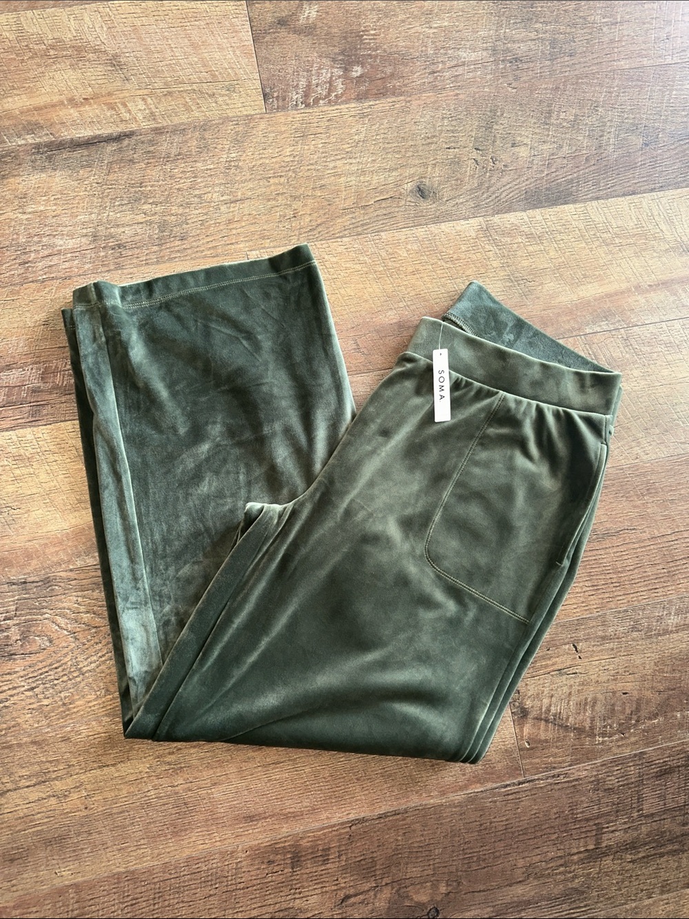 Soma Dark Sage Velour Joggers